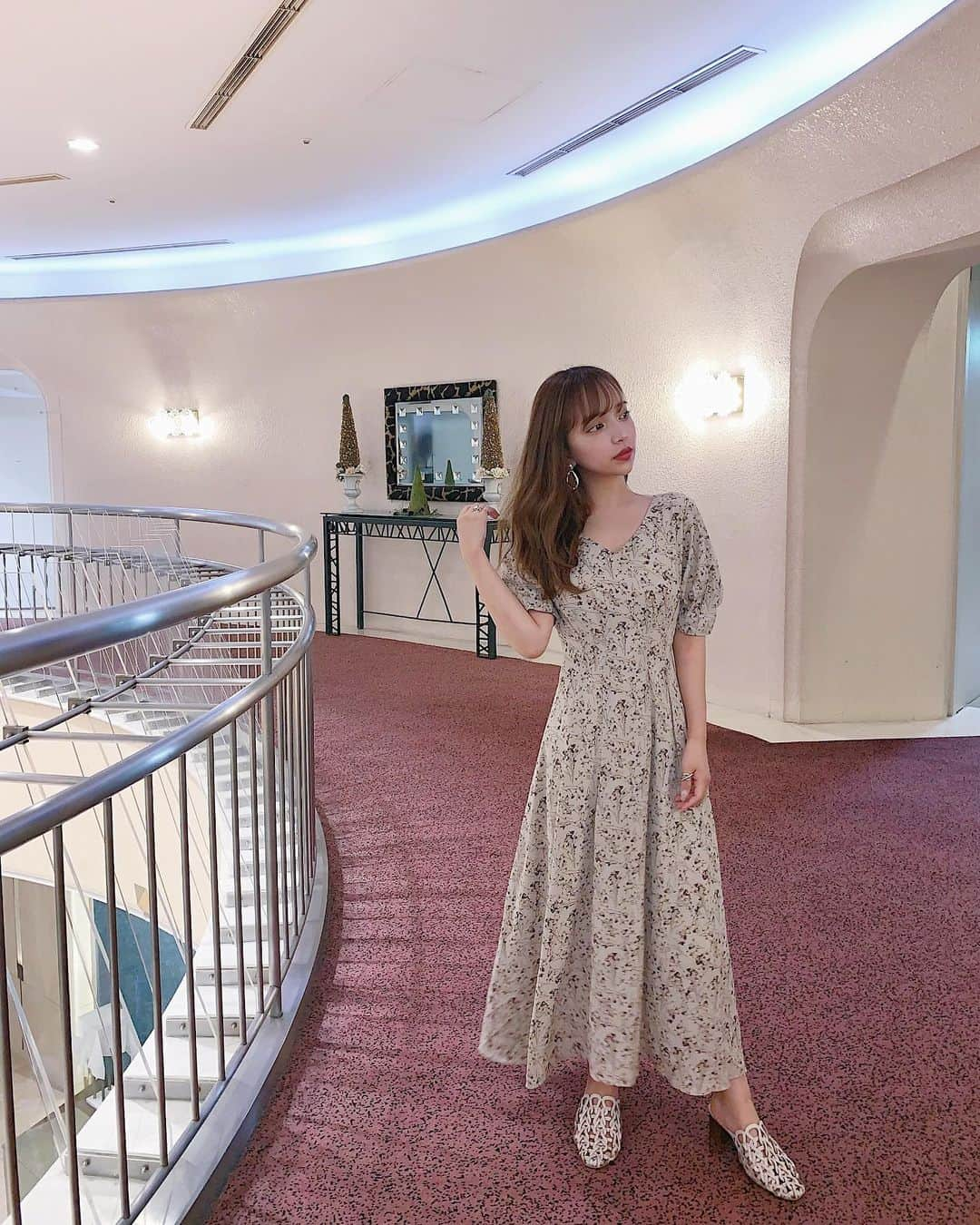 平尾優美花（ゆみちぃ）さんのインスタグラム写真 - (平尾優美花（ゆみちぃ）Instagram)「👗 バックスタイルがとても可愛いわんぴーす❤︎😝❤︎ ( @eclin_official ) . みなさん、お盆やすみいかがお過ごしですか。 私は実家の福岡に帰省しております🏡 #148cmコーデ #ECLIN #低身長コーデ #ちびコーデ」8月12日 22時02分 - hirao_yumika