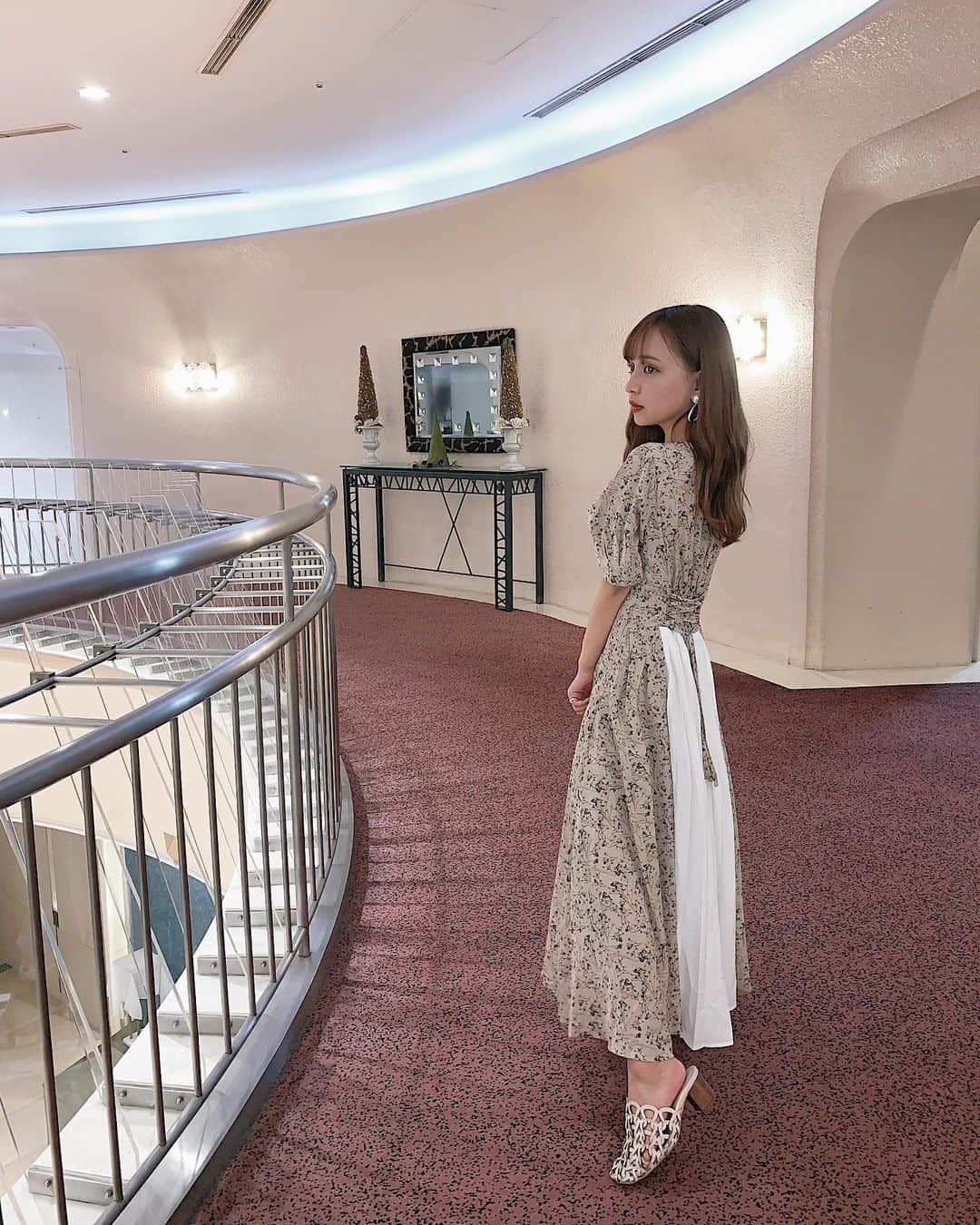 平尾優美花（ゆみちぃ）さんのインスタグラム写真 - (平尾優美花（ゆみちぃ）Instagram)「👗 バックスタイルがとても可愛いわんぴーす❤︎😝❤︎ ( @eclin_official ) . みなさん、お盆やすみいかがお過ごしですか。 私は実家の福岡に帰省しております🏡 #148cmコーデ #ECLIN #低身長コーデ #ちびコーデ」8月12日 22時02分 - hirao_yumika