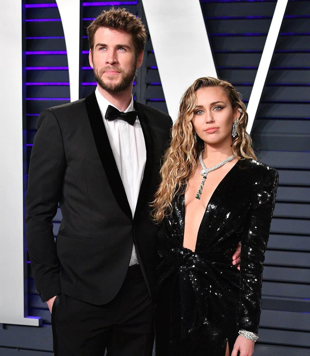 Just Jaredさんのインスタグラム写真 - (Just JaredInstagram)「@liamhemsworth has reportedly made his first public statement since his split from @mileycyrus. Tap this pic in the LINK IN BIO to see what he said.  #LiamHemsworth #MileyCyrus Photo: Getty」8月12日 22時13分 - justjared