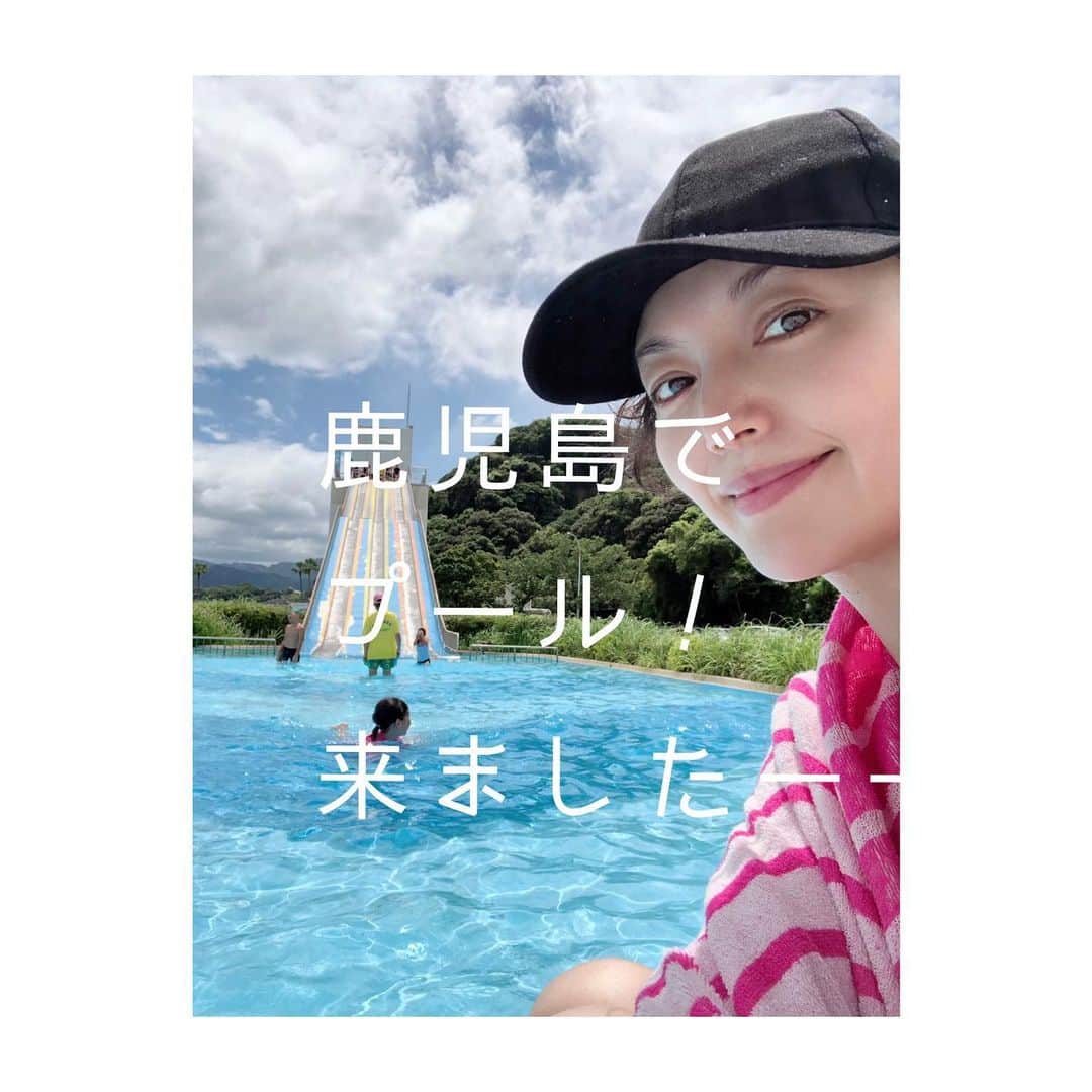 笹峯愛さんのインスタグラム写真 - (笹峯愛Instagram)「2019.8.12 プール行ってきました。  台風、来る前に！と 今日しかないぞ！！ くらいの気持ちで出かけましたが  なんとなく、外れてますね。  夏、満喫してるーーーー。  #kagoshima #summer」8月12日 22時15分 - mineco.m