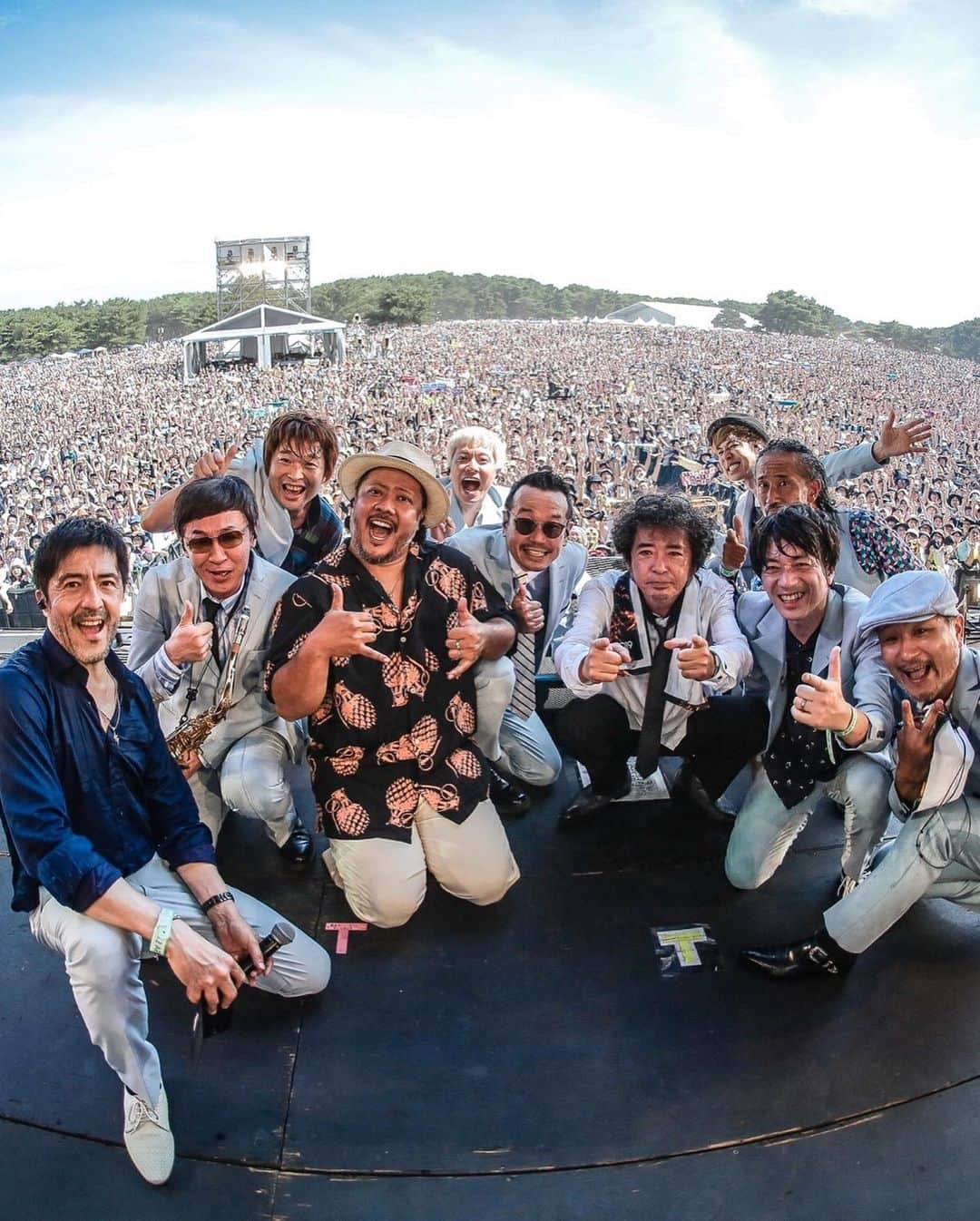 東京スカパラダイスオーケストラさんのインスタグラム写真 - (東京スカパラダイスオーケストラInstagram)「🔥スカパラ× ROCK IN JAPAN 🔥 15年振りのGRASS STAGEには沢山のお客さんが集まってくれました💪ゲストのキヨサクさん、奥田民生さんもありがとうございました‼️ photo by @saru_0305  #スカパラ #RIJF2019 #奥田民生 #MONGOL800 #キヨサク #ロッキン」8月12日 22時23分 - tokyoska_official