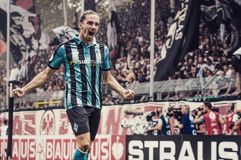 ヴァルミル・スレイマニのインスタグラム：「Achterbahn der Gefühle. Wir sind trotz der Niederlage stolz auf unsere Leistung und unfassbar dankbar für diese geniale Stimmung im Stadion. Auch wenn es am Ende nicht gereicht hat, geben wir am Wochenende wieder Gas! ⚽️🦁🔙🔛🔝 #waldhofmannheim」