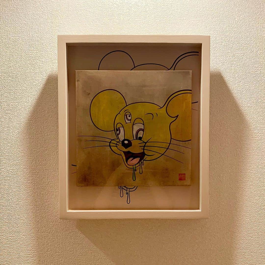 鈴木重伸のインスタグラム：「引越し祝いに絵を描いていただき、プレゼントしていただきました。 中津川さん、ありがとうございます。  #flyingsheep @shota_nakatsugawa  @flying_sheep_official」