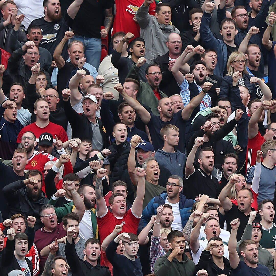 マンチェスター・ユナイテッドさんのインスタグラム写真 - (マンチェスター・ユナイテッドInstagram)「🎶 I see the Stretford End arising...🎶」8月12日 22時54分 - manchesterunited