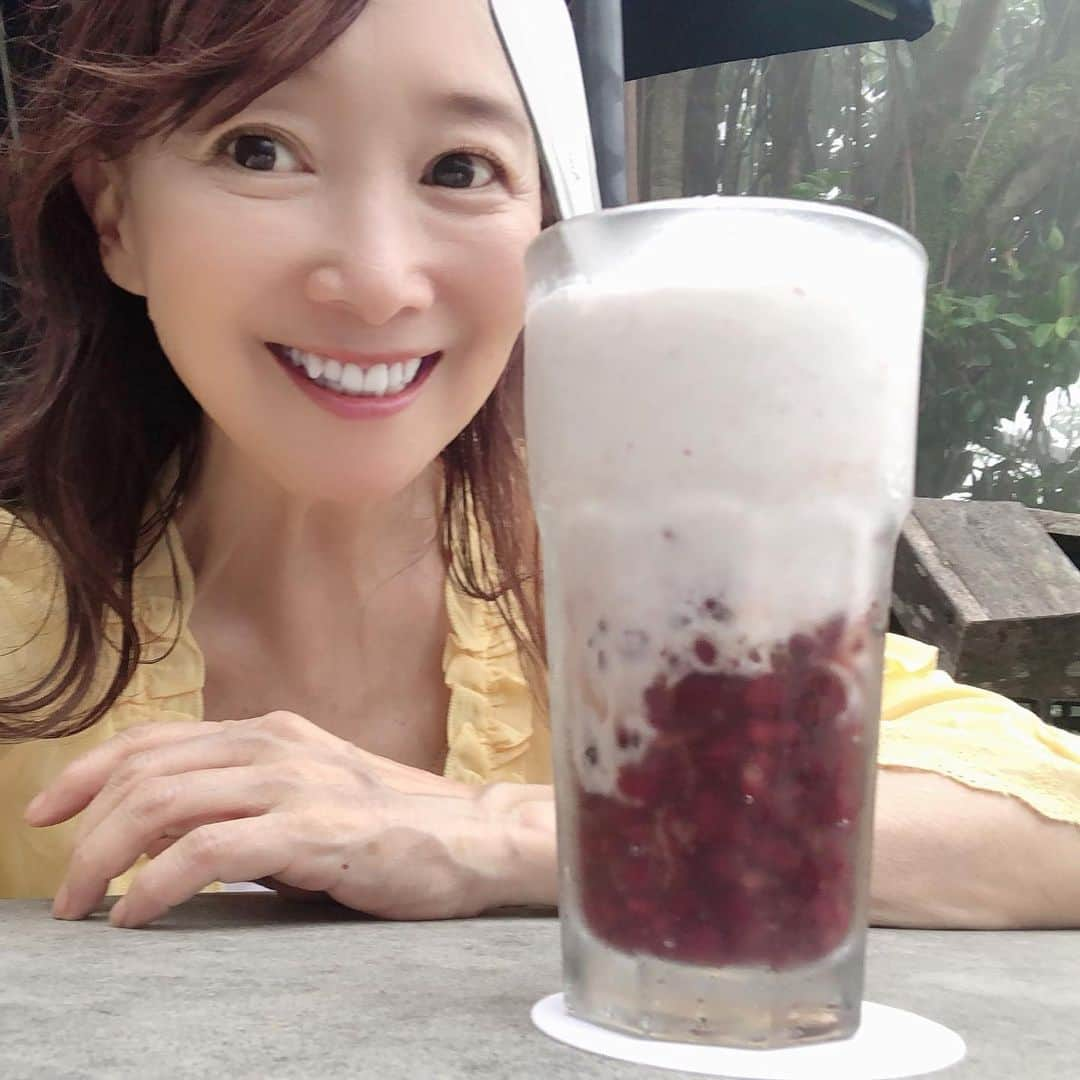 アグネス・チャンさんのインスタグラム写真 - (アグネス・チャンInstagram)「紅豆冰！My most favorite drink ever! Red beans with shaved ice.」8月12日 23時29分 - agneschan1