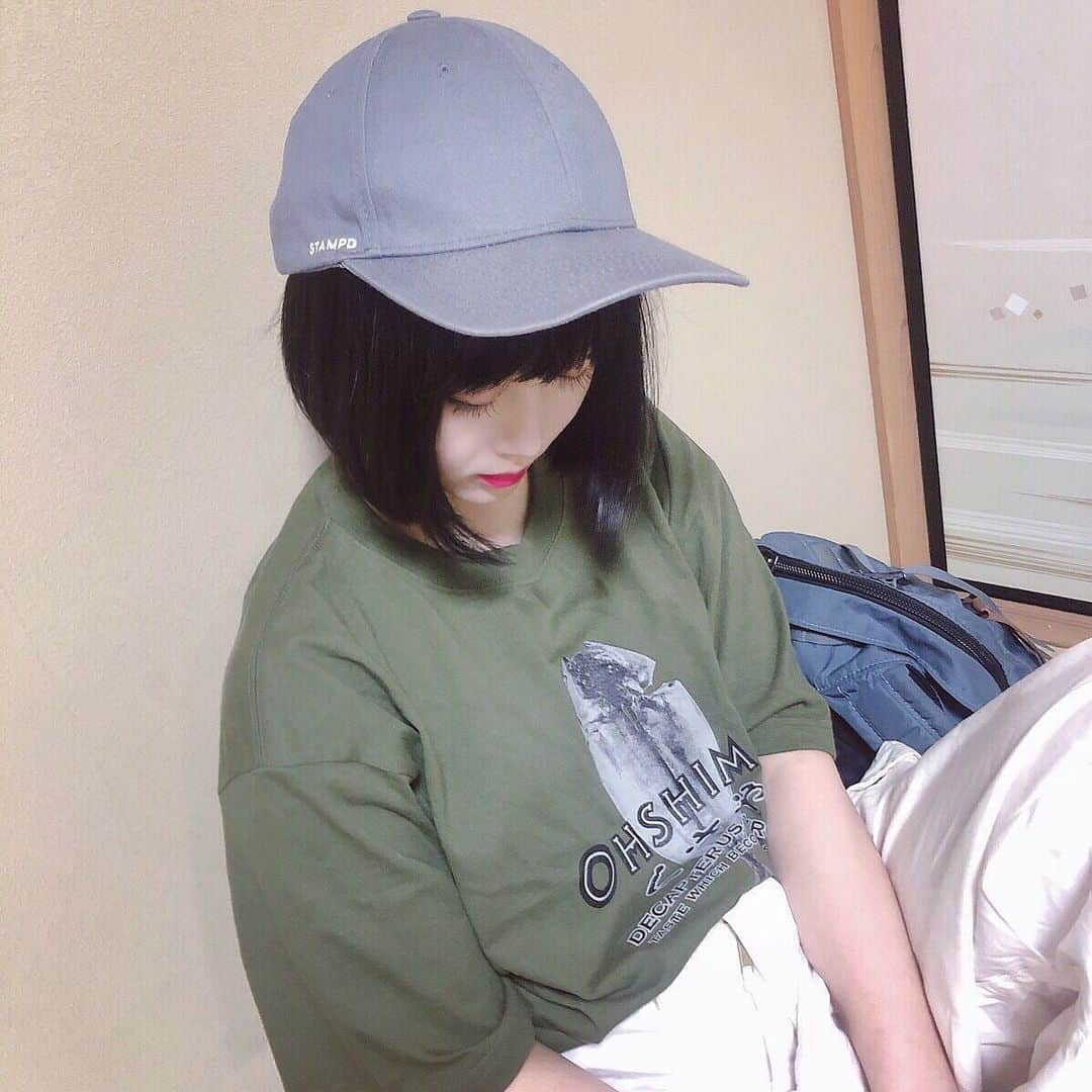 中川美優さんのインスタグラム写真 - (中川美優Instagram)「伊豆大島で買ったくさやTシャツ#くさやまじでやばかったな」8月12日 23時32分 - nakagawamiyuu