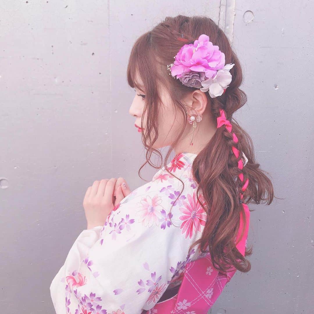 田北香世子さんのインスタグラム写真 - (田北香世子Instagram)「昨日の髪型！！！まじで最強に可愛いから見て！！！！超可愛い！！！強い！！！！！！！！！！！ #浴衣ヘアアレンジ」8月12日 23時35分 - kayoko_takita