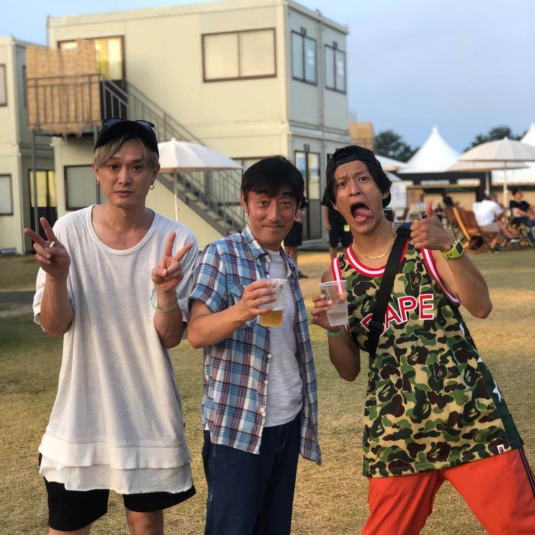 Bunta のインスタグラム：「今日もやばいドラマー達が集合しまくってたの図🥁♨️🥁 #totalfat #fivenewold #spitz #toricot #quruli #yaseicollective #thetelephones #スキマスイッチ #tnx #toybeats」