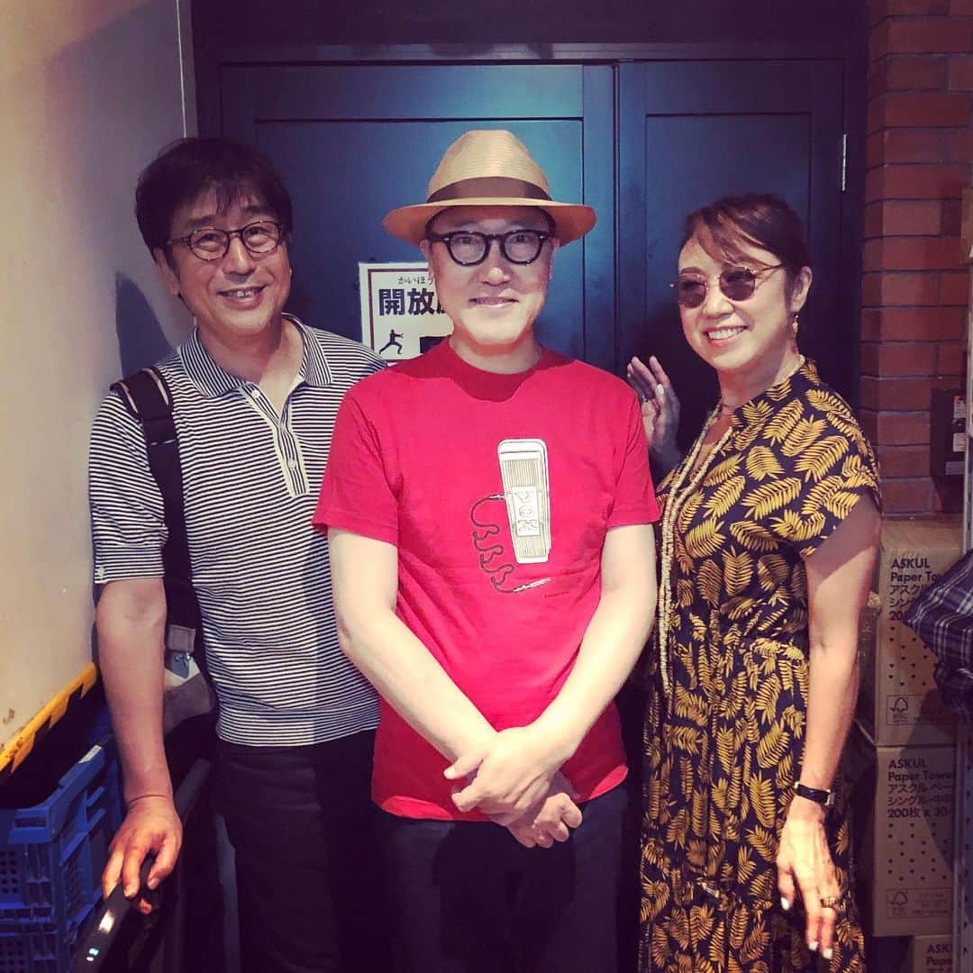 佐野史郎のインスタグラム：「横浜モーションブルー 佐野史郎 meets  SKYE with 松任谷正隆 楽しかったなあ〜🎶 ユーミンの前で「砂の惑星」をカバーするという暴挙！ 尾崎亜美さんもいらしてくれ、嬉しかったです🎶 60代のロックバンド、この先や如何に⁉︎」