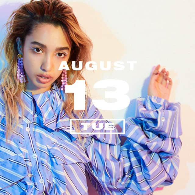 NYLON JAPANさんのインスタグラム写真 - (NYLON JAPANInstagram)「8月13日は 『左利きの日』 イギリス発の記念日は、アシンメトリーなデザインが特徴的なドレスで、 NYLON流に左利きの人々が生活しやすい環境づくりを啓蒙！  NYLON.JPでは「365日、毎日がアニバーサリー」をテーマに、ファッショナブルでユニークなスタイリングを毎日提案しているよ！  http://www.nylon.jp/365  MODEL: @DIALBFORMURDER  #365anniversary #fashion #makeup #beauty #style #今日は何の日 #make  #nylonjapan #nylonjp #coordinated #coordinates #ootd #outfit #coordinate #左利きの日」8月13日 0時01分 - nylonjapan