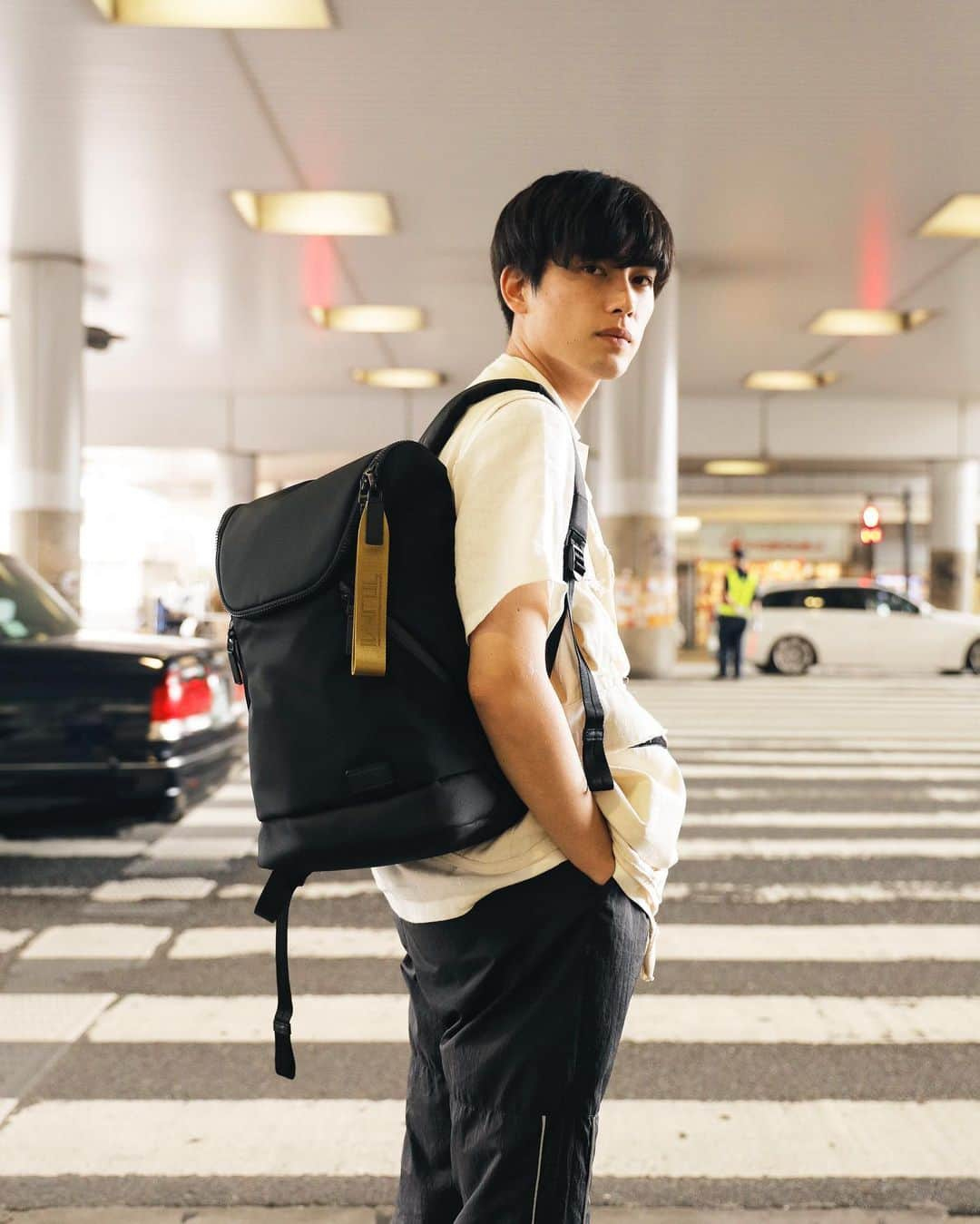 Droptokyoさんのインスタグラム写真 - (DroptokyoInstagram)「TOKYO STREET STYLE Name: @kashioatsuki  Bag: @tumitravel  #tumi#perfectingthejourney #pr#street#streetscenestyle#droptokyo#tokyo#japan#streetfashion#streetwear#streetculture#fashion#shibuya#ファッション Photography: @dai.yamashiro」8月13日 0時29分 - drop_tokyo