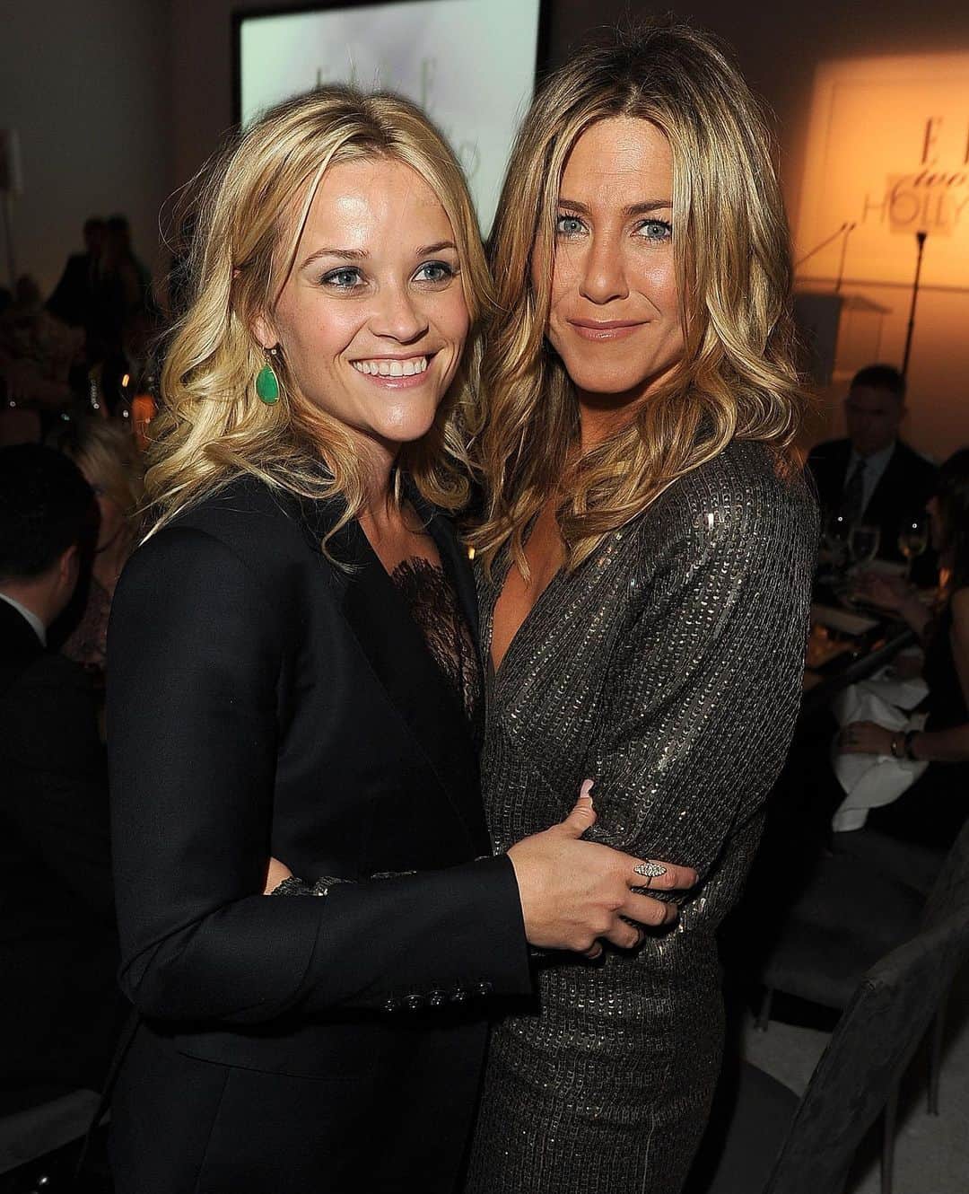 Just Jaredさんのインスタグラム写真 - (Just JaredInstagram)「The first teaser trailer for @reesewitherspoon and Jennifer Aniston’s new TV series, “The Morning Show,” is finally here! Tap this pic in the LINK IN BIO to watch! #JenniferAniston #ReeseWitherspoon Photo: Getty」8月13日 0時30分 - justjared