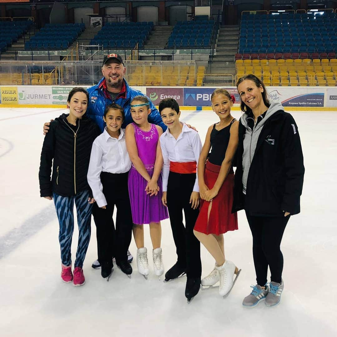 セリア・ロブレドさんのインスタグラム写真 - (セリア・ロブレドInstagram)「Thank you @isufigureskating for another great seminar in Torun and thanks for keeping inspiring young skaters ⛸️❄️✨」8月13日 0時41分 - celia_robledo