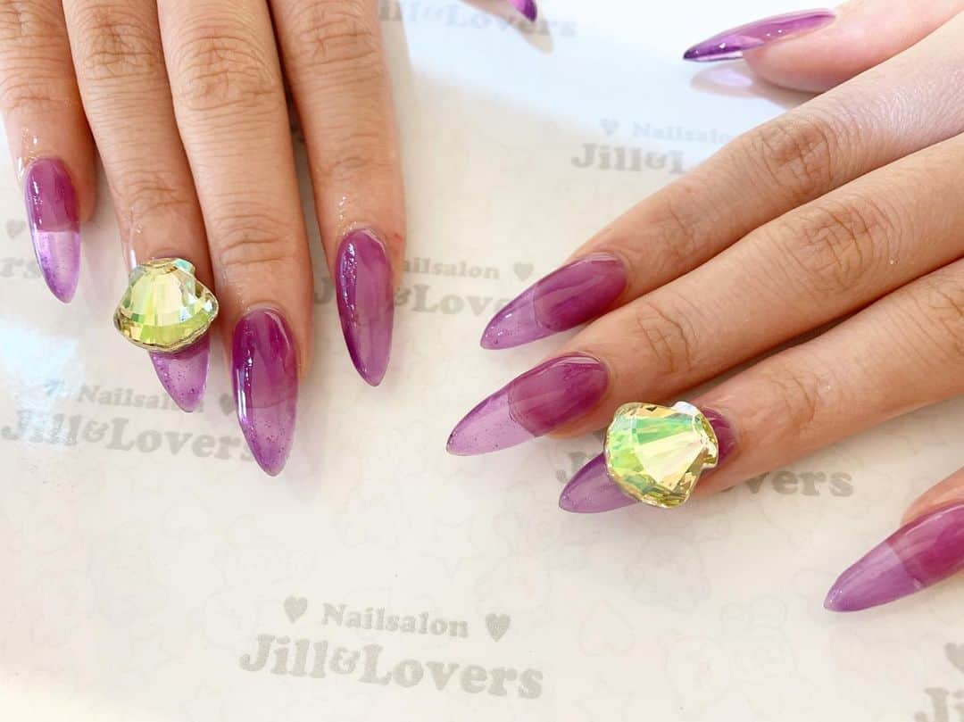 mamijinguさんのインスタグラム写真 - (mamijinguInstagram)「🐚 #jillandlovers #nail #nailart #paragel #gelneil#gel #ネイル #ネイルアート #me #look #love #かわいい」8月13日 0時46分 - mamijingu