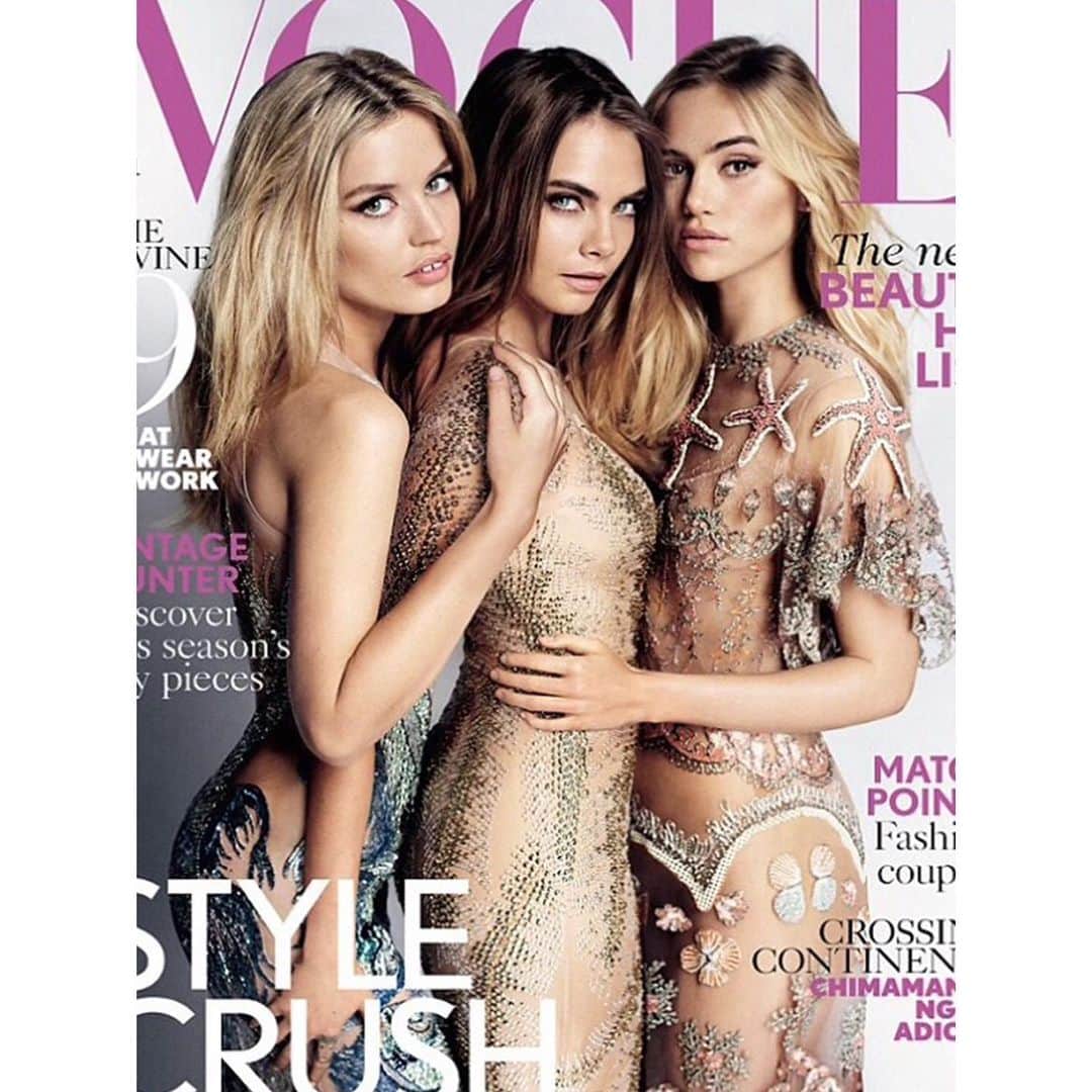 のインスタグラム：「Happy Birthday @caradelevingne X JP #dressedinJenny」