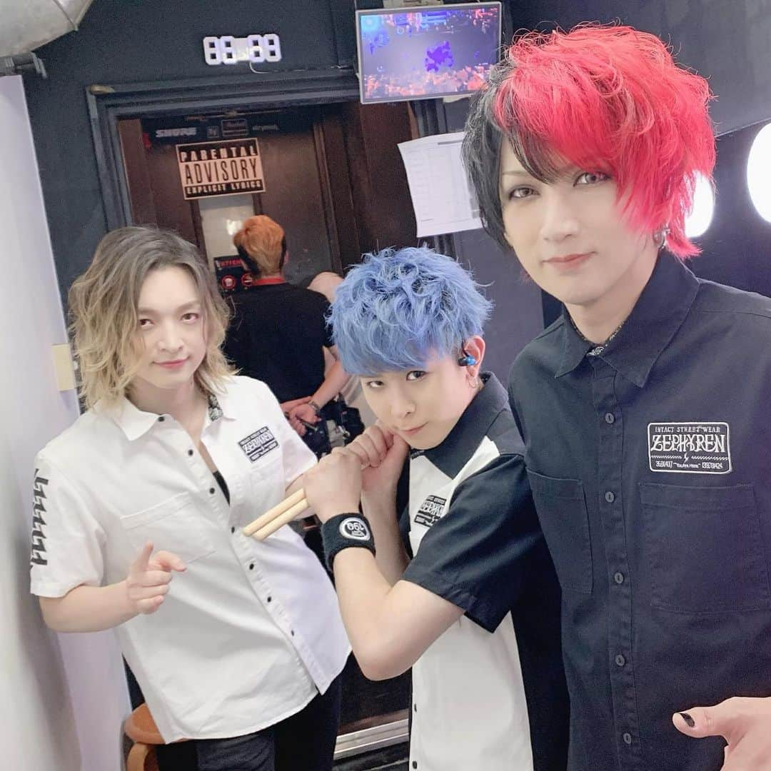 Ikuoさんのインスタグラム写真 - (IkuoInstagram)「IKUO 2nd Live Tour ～Easy come,easy core!!～ 高田馬場CLUB PHASE ！1日2公演無事終わりました！もう完全燃焼！最高に楽しかった！みんなありがとう！Leda、KenT、関わってくれた全てのみなさんに心から感謝です！本当にありがとうございました！！ #ikuo #leda #kent #みーくん #絶対またやる‼️‼️」8月13日 2時04分 - ikuobass