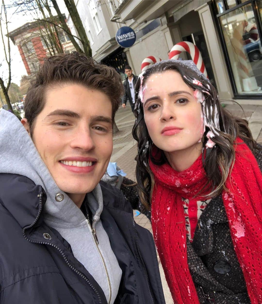 グレッグ・サルキンさんのインスタグラム写真 - (グレッグ・サルキンInstagram)「Christmas Movie ☑️ Working with the incredible @lauramarano ☑️ (trailer in bio link - Coming soon)」8月13日 2時19分 - greggsulkin