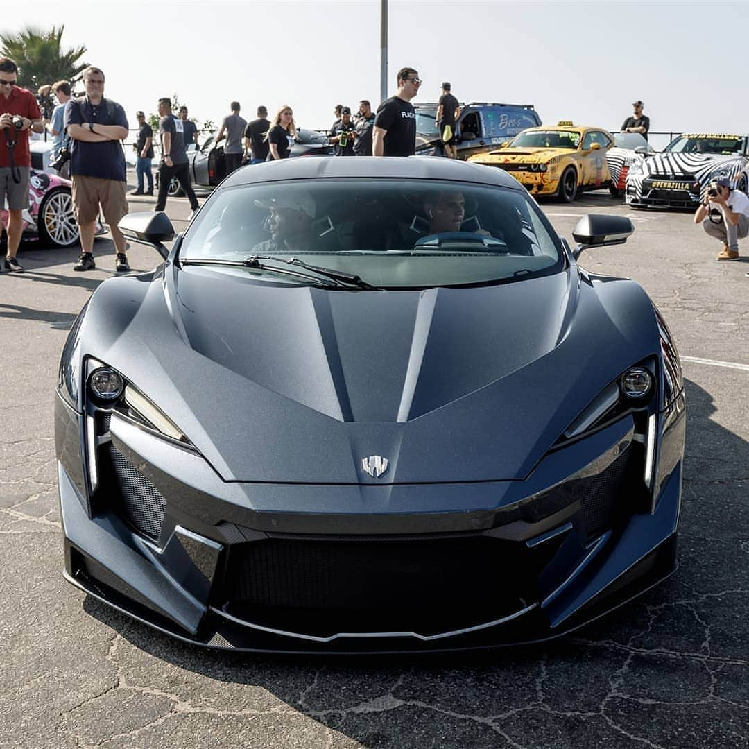 Kik:SoLeimanRTさんのインスタグラム写真 - (Kik:SoLeimanRTInstagram)「@wmotors We can't wait to be back driving on California roads! This year we are bringing the Fenyr SuperSport in Arctic White with Gold accents. 🇺🇸 #WMotors #Fenyr #SuperSport #FenyrSuperSport #California Photos by: @iamted7」8月13日 2時30分 - carinstagram