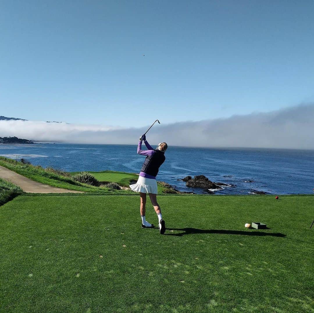 アンナ・ローソンのインスタグラム：「Best par 3 in the world?!?」