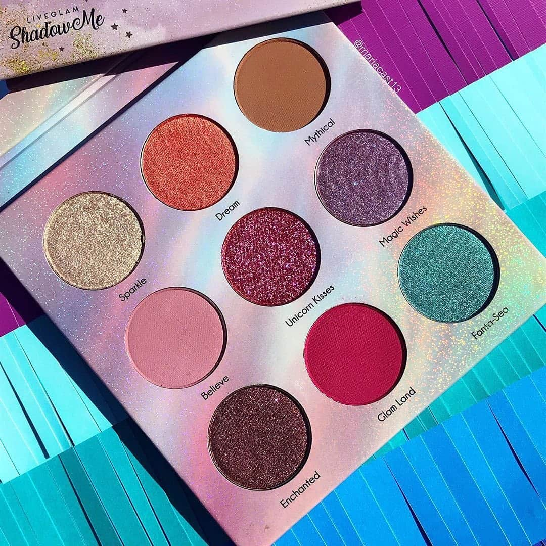 LiveGlamさんのインスタグラム写真 - (LiveGlamInstagram)「This shot of our Magical Dust palette has us feeling majestic af! Leave a 🦄 in the comments if our unicorns delivered this magical palette to you! ✨ #LiveGlamFam 📷@mariacast13」8月13日 2時51分 - liveglam