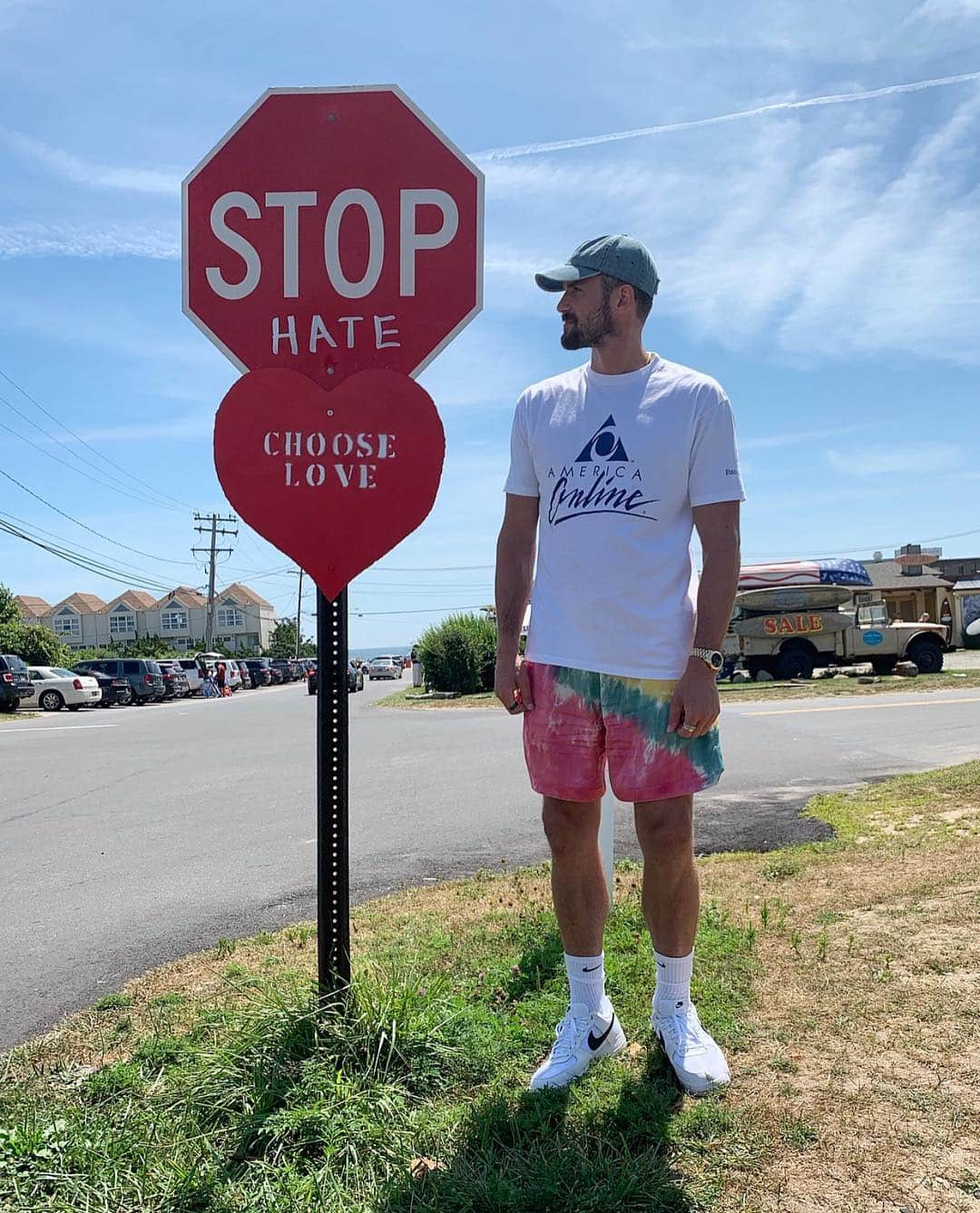 ケビン・ラブさんのインスタグラム写真 - (ケビン・ラブInstagram)「“STOP & CHOOSE “ #americaonline」8月13日 3時07分 - kevinlove