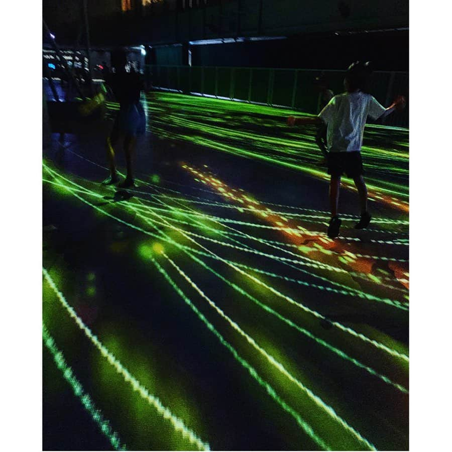 ree_mstorynさんのインスタグラム写真 - (ree_mstorynInstagram)「#frightofdreams セントレア× teamLab ボーイング787  萌え♡ ・ ・ #中部国際空港 #中部国際空港セントレア #チームラボ #teamlab #boeing787 #夏休み #お盆休み #名古屋 #vsco #vscam」8月13日 14時24分 - ree_mstoryn