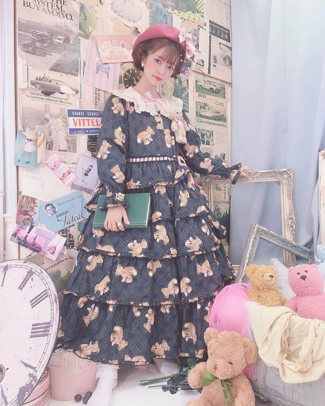 美品 ピンクハウス×青木美沙子コラボ くま刺繍 リボンヘアクリップ