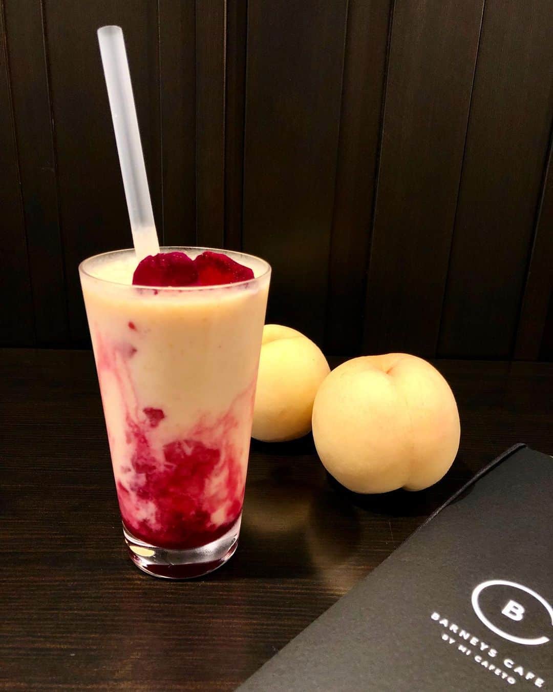 BARNEYS NEW YORKのグルメインスタ