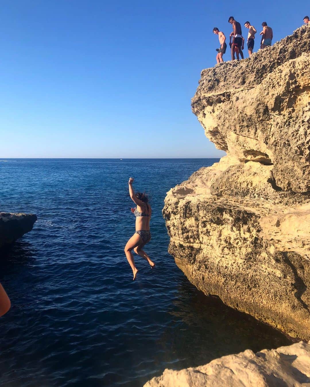 マイラ・ダルブサイオさんのインスタグラム写真 - (マイラ・ダルブサイオInstagram)「When in Puglia, jump as the Puglians do. Thanks for capturing @carolyniramo! #explorewildly #adventuretime」8月13日 7時03分 - myladalbesio