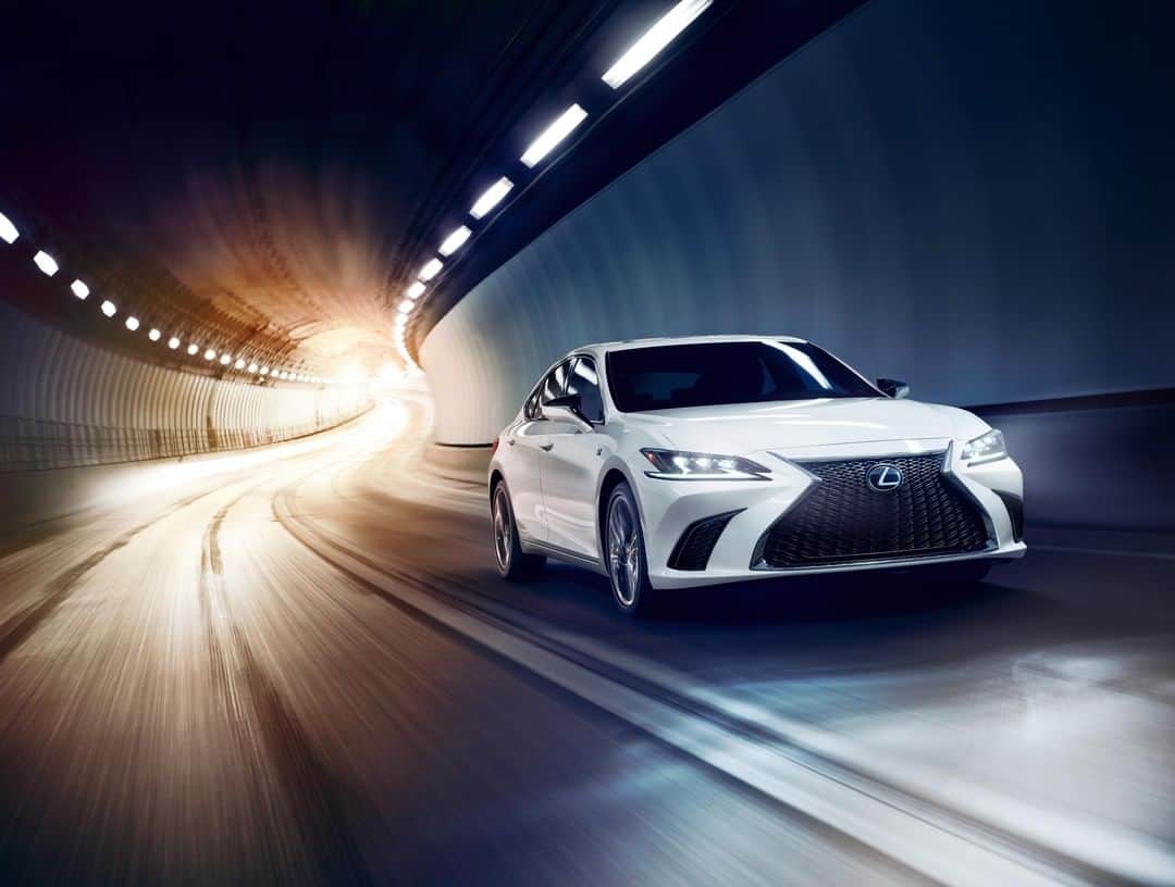 Lexus USAのインスタグラム：「Don’t let summer pass you by before heading to your local dealer for the Lexus Golden Opportunity Sales Event.」