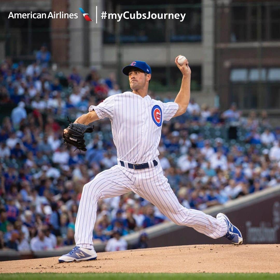 コール・ハメルズのインスタグラム：「What a day and what a game!!! 1 year since my Wrigley Field debut. Love being part of the Cubs family #myCubsJourney with @Americanair  Share a photo of your Cubs fandom using #MyCubsJourney, #sweepstakesentry, @AmericanAir and @Cubs for a chance to win two tickets in the American Airlines 1914 Club. Cubs.com/myCubsJourney #AAambassador」