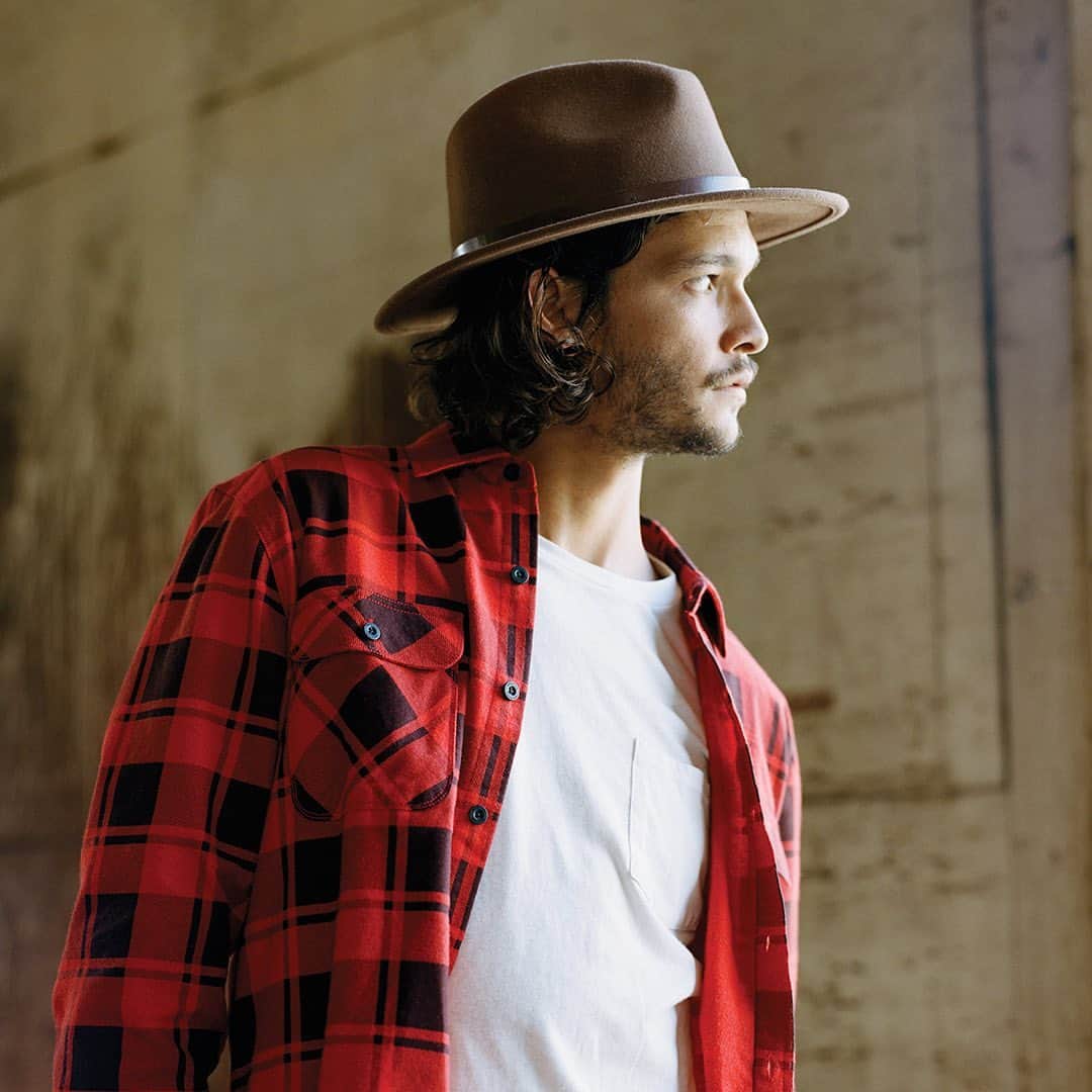 のインスタグラム：「Men’s Fall Headwear #DoneProper The ‘Messer’ Fedora in Bison. #brxtn #brixton」