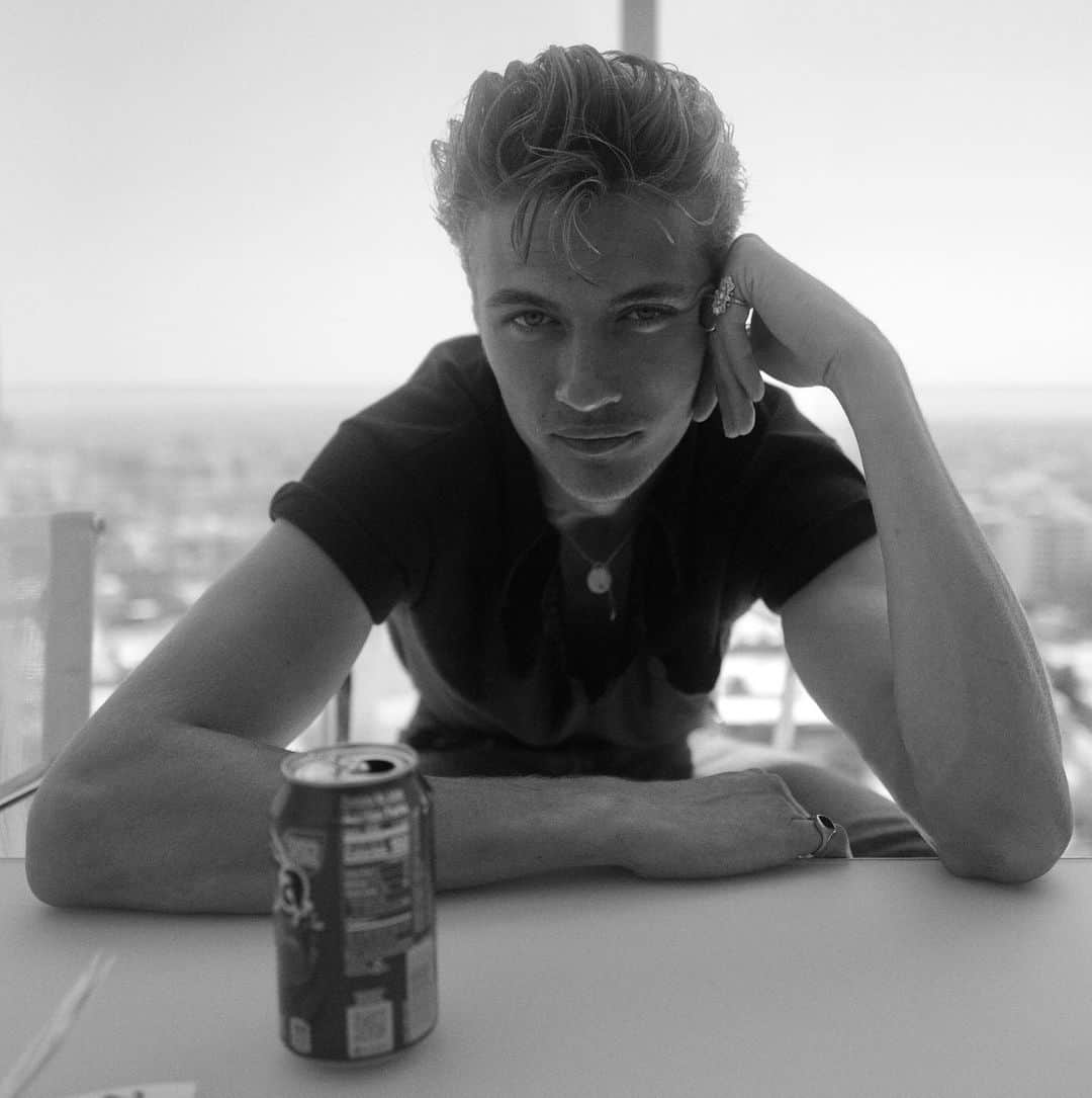 ラッキー・ブルー・スミスさんのインスタグラム写真 - (ラッキー・ブルー・スミスInstagram)「been scheming for a while」8月13日 8時37分 - luckybsmith