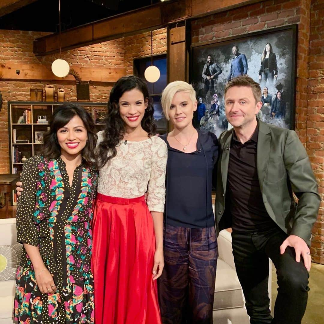 ダナイ・ガルシアさんのインスタグラム写真 - (ダナイ・ガルシアInstagram)「Thank you @amctalkingdead for having us. Big shout out to @karendavidofficial for nailing your first #talkingdead 🥳🥳 And big hugs to the forever classic @maggiegrace (love your hair so much)😎 And gracias @hardwick for your magic always.  Besos 😘 to the fans for supporting our show. You guys ROCK!! 🥰🔥💃🏻🔥💃🏻🔥 #thisishappening #thisisus #thebest @feartwd #theweeknd #workflow #danaygarcia #gratitude #graciasportanto #graciasportanto #universeonmyside #unide #thebestteam #dreamteam  Never forget the magic 👑#queen」8月13日 11時30分 - danaygarcia1