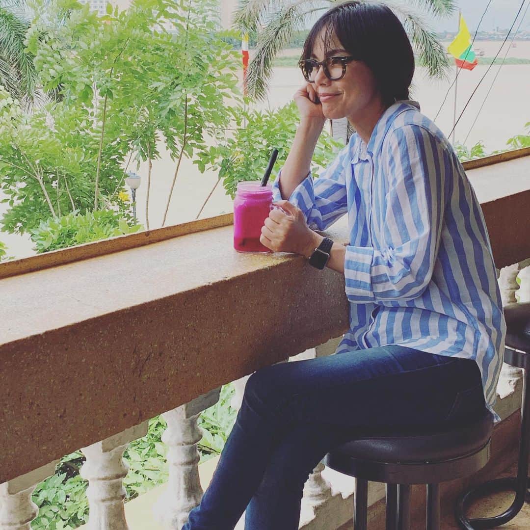 のインスタグラム：「カンボジアの旅、濃縮した時間でした。日本よりも涼しくて過ごしやすかった😊🇰🇭 とても充実した時間でした😋  #カンボジア」