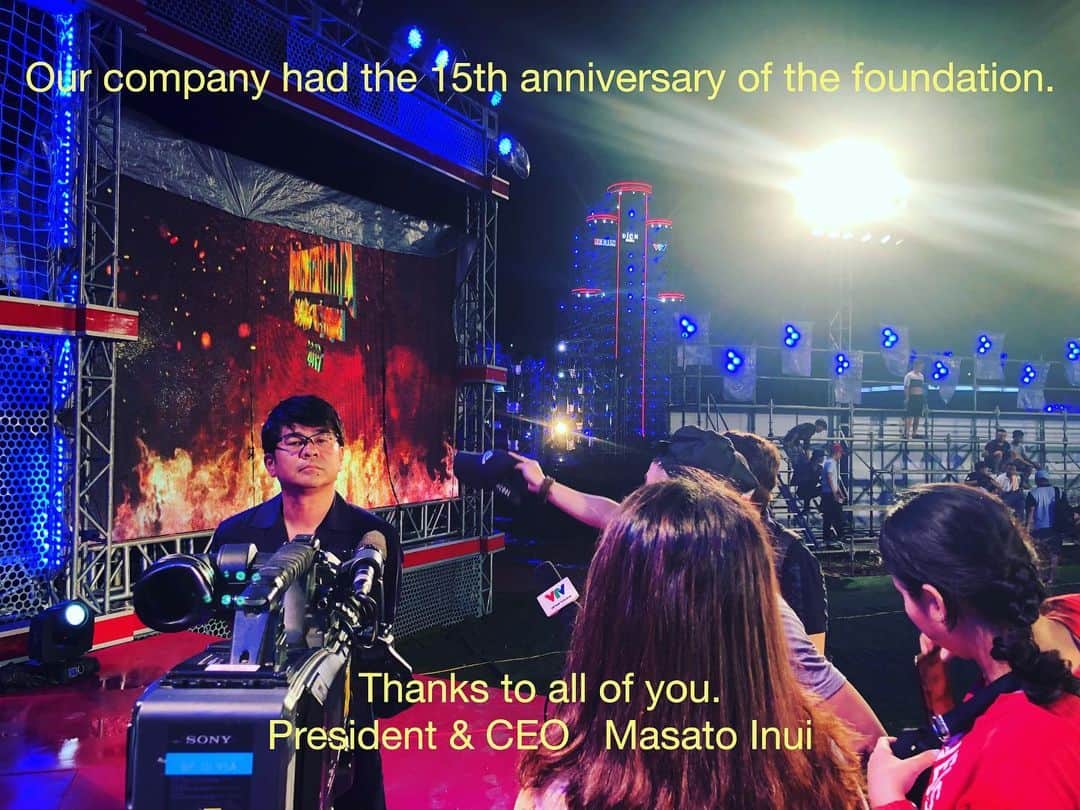 乾雅人のインスタグラム：「本日弊社 FOLCOM.は設立15周年を迎えました。 この15年、弊社に温かいご支援を頂戴した全ての皆様に心から御礼申し上げます。  あっという間に潰れるかと思ったけど なんとかかんとかもってるなぁ。  更に頑張る所存です。」