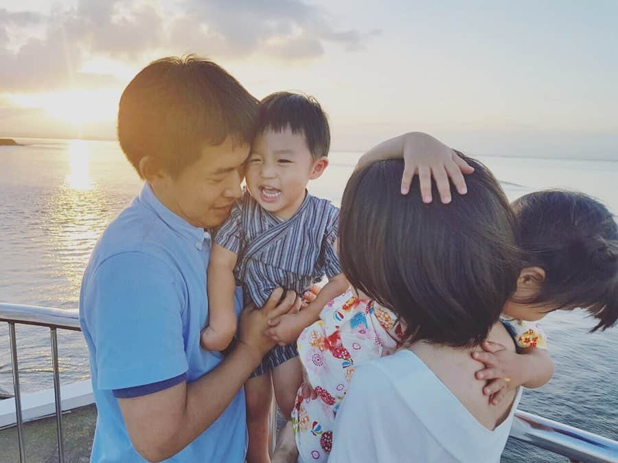 寺村美穂さんのインスタグラム写真 - (寺村美穂Instagram)「#20190813  よーきー写👨‍👩‍👧‍👦💓💓 がとれました📸 #family」8月13日 22時50分 - teramipooo