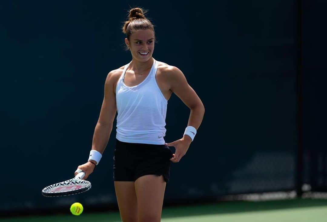 マリア・サッカリさんのインスタグラム写真 - (マリア・サッカリInstagram)「Cincinnati thanks for a great match & support here yesterday, on to the next round now!  #Cincinnati #OnToTheNextOne #WTA #Win #Tennis #Spartan」8月13日 23時23分 - mariasakkari