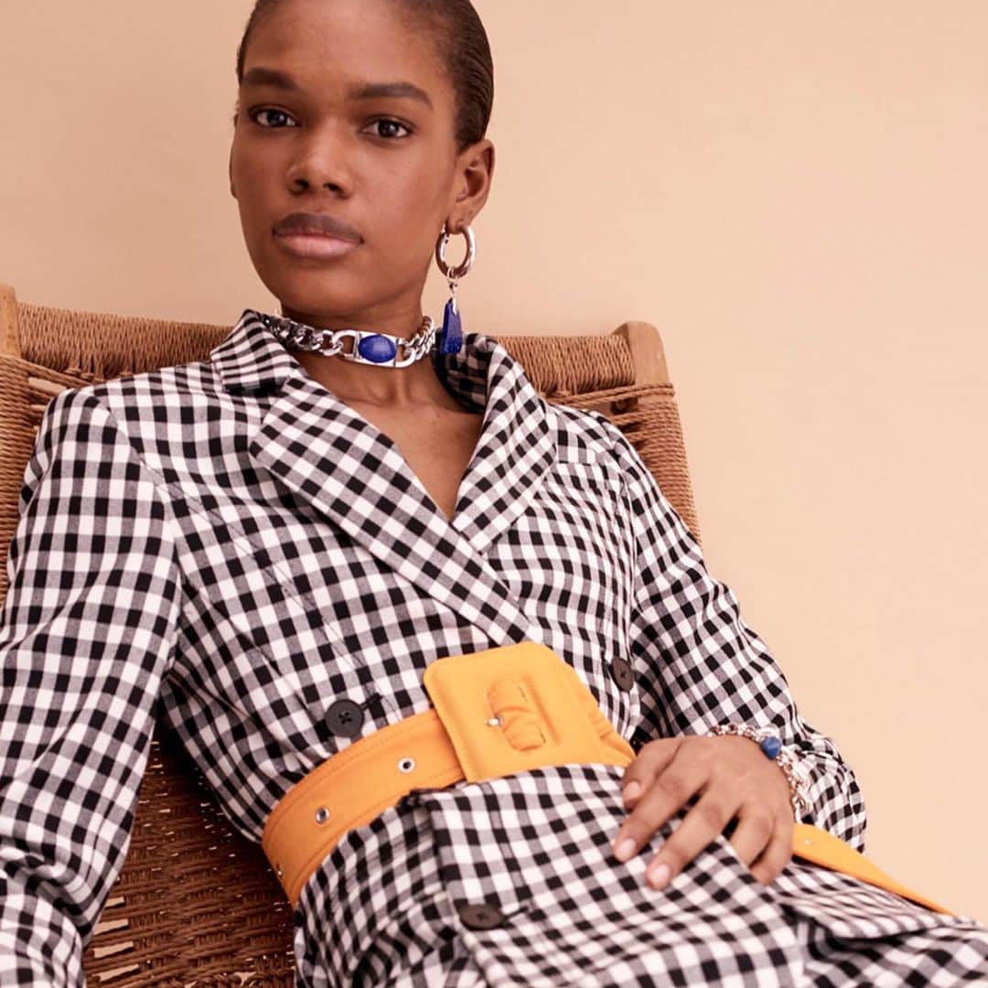 デレク ラムのインスタグラム：「Love a black and white check. Forever chic.  1. Derek Lam 10Crosby PF19 2. DL Spring 14 backstage 3. Lauren Bacall 4. Spring 2014 runway look 5. Spring 2019」