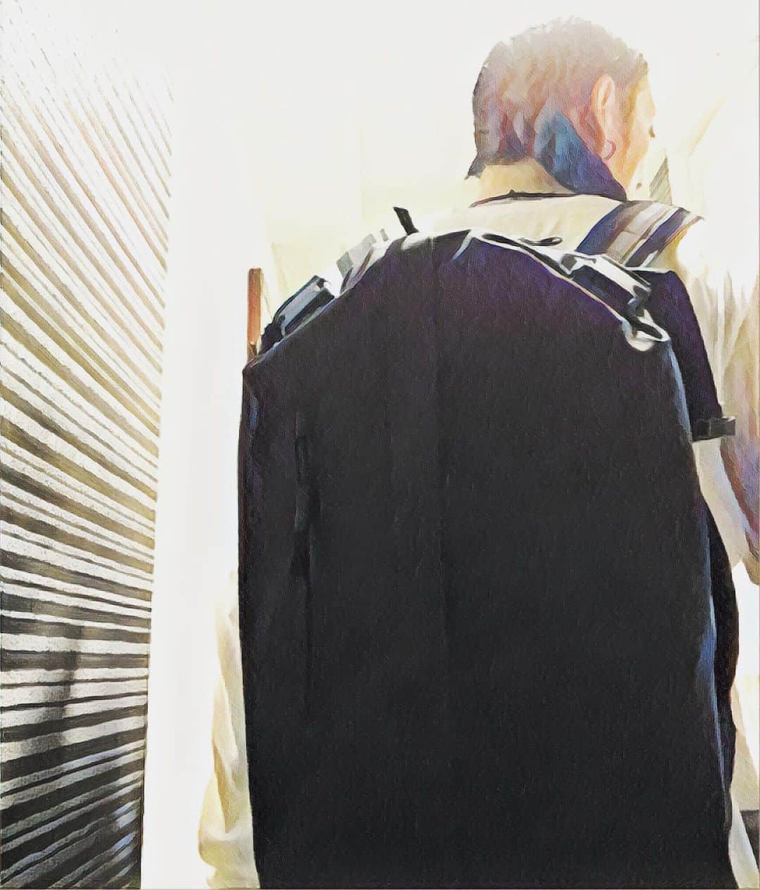 KAI_SHiNEのインスタグラム：「PC運ぶのに肩の負荷がメチャ変わった‼︎ Thanxxx @chrome_japan & @sense_art_jpn 🙌🙌🙌 #backpack #chrome #tour #journey  #live #yamaarashi #mixture #band #jp」