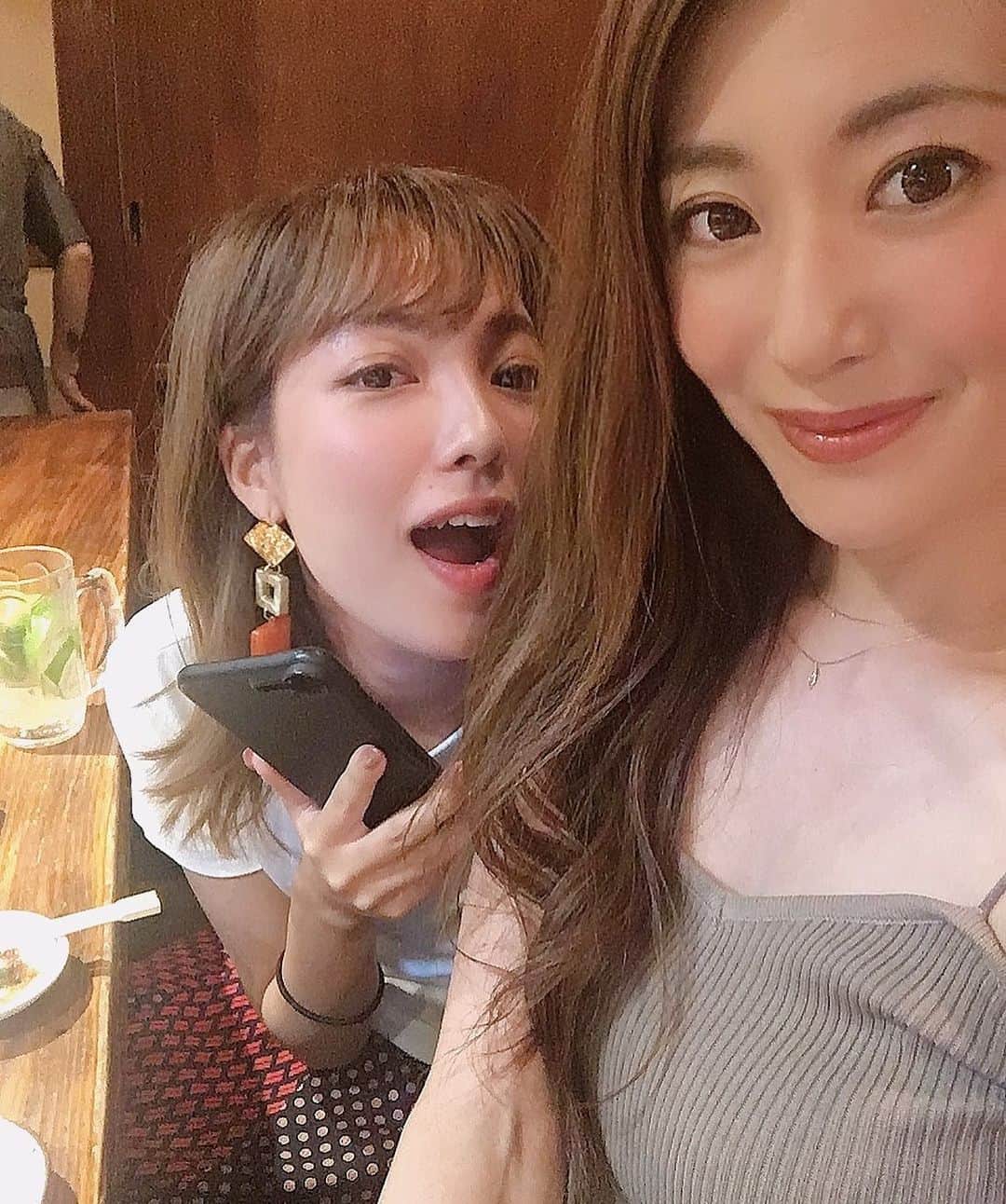 白石蘭のインスタグラム：「misaki♡♡ 宮崎いらっしゃい🌴🌴🌺 #高峯#鳥刺し#地鶏#宮崎料理」