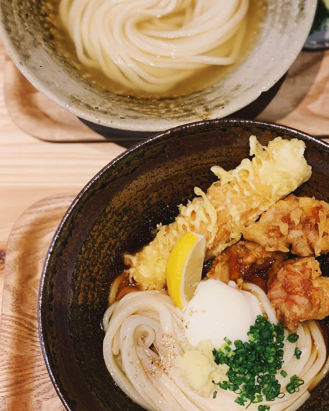 村上沙織さんのインスタグラム写真 - (村上沙織Instagram)「どうしてもおうどんが食べたくて♥️たまたま見つけたおうどん屋さんが美味しかった🙌😋 ・ ちくわの天ぷらも最高に美味♥️ #天満グルメ#扇町#あすろう」8月13日 16時22分 - rosysaorimonster