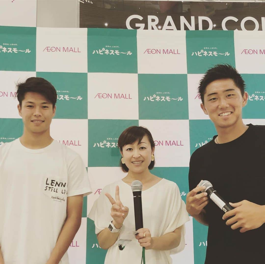 ジェフユナイテッド市原・千葉さんのインスタグラム写真 - (ジェフユナイテッド市原・千葉Instagram)「鳥海選手・古川選手のイオンモール幕張新都心で行われたトークショーの様子🎤 二人ともお疲れ様でした☺️✨ #jefunited #jef #ジェフ千葉 #Jリーグ #jleague #イオンモール幕張新都心 #イオン #イオン×Jリーグ #鳥海晃司 #古川大悟 #酒井道代 #トークショー #お疲れ様でした」8月13日 17時17分 - jefunited_chiba_official