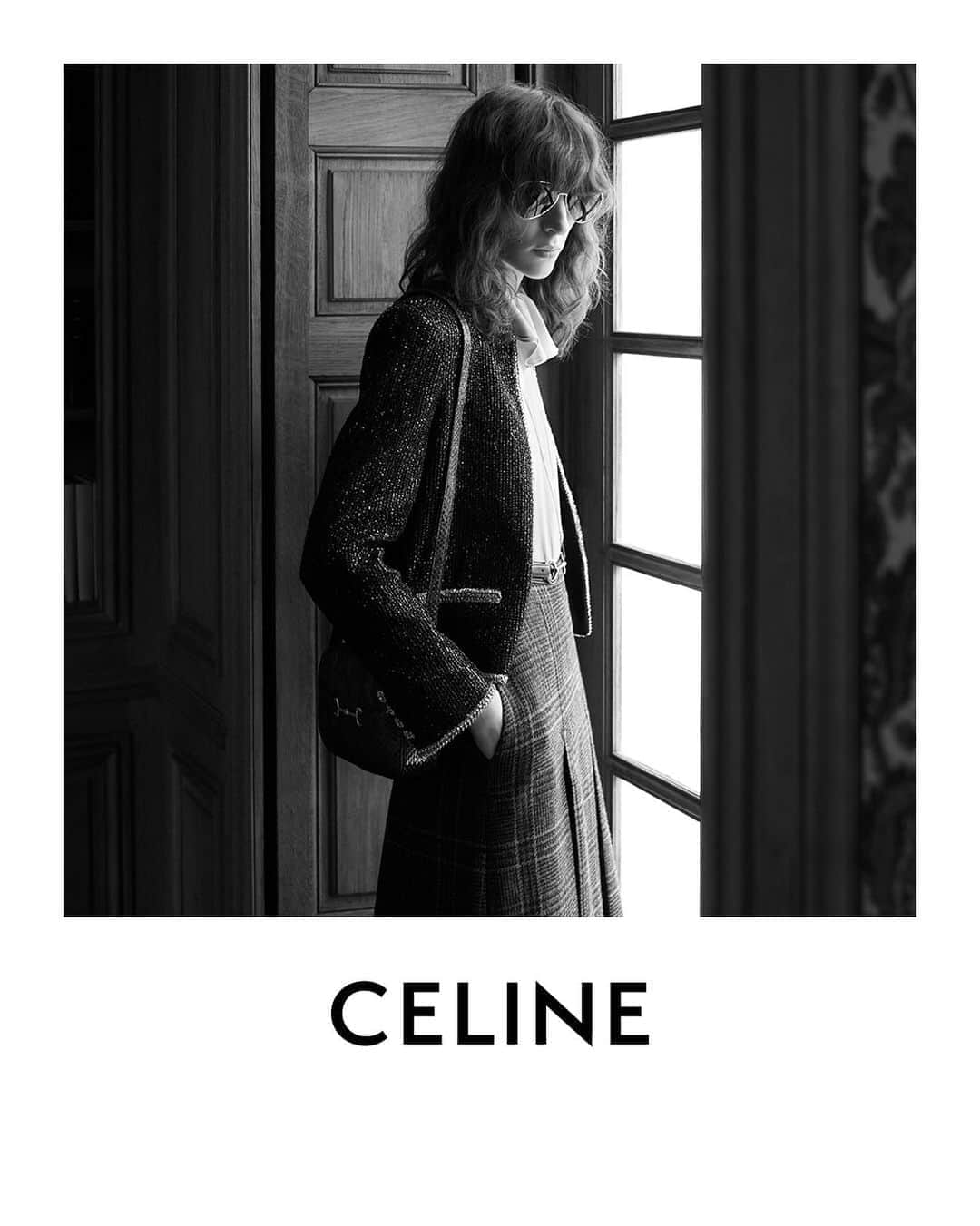 Celineさんのインスタグラム写真 - (CelineInstagram)「THE 16 COLLECTION CELINE WOMEN WINTER 19 KARO PHOTOGRAPHED IN MARCH 2019 ⠀⠀⠀⠀⠀⠀⠀ AVAILABLE IN STORE AND CELINE.COM AUGUST 19TH ⠀⠀⠀⠀⠀⠀ #CELINEBYHEDISLIMANE」8月13日 18時15分 - celine