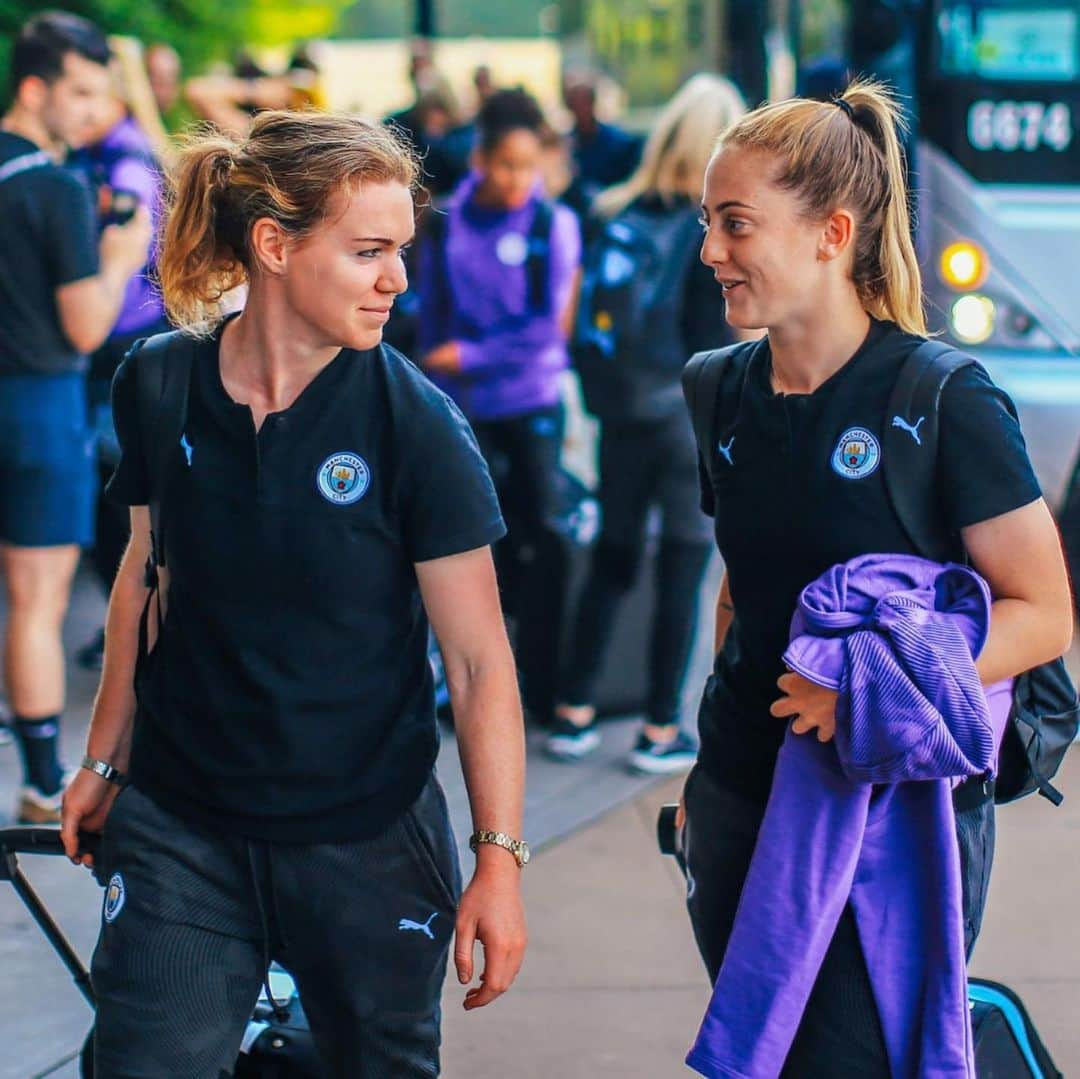 マンチェスター・シティFCさんのインスタグラム写真 - (マンチェスター・シティFCInstagram)「We have arrived! 😍⁣ 🇺🇸 ⁣ #mancity」8月13日 18時25分 - mancity