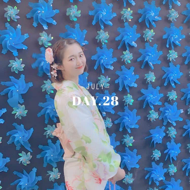 平井はんなのインスタグラム：「. みなさん夏休み楽しんでるかなー? 私はお出かけしたり浴衣を着たり美味しいものを食べたり 幸せな時間を過ごしてます☺︎ あとあと!日によって変わるsnowのフィルターが夏休みにぴったりです❤︎ 夏休み最後まで楽しみましょう♥️ . #todaymood #今日の記録 #snowcam」