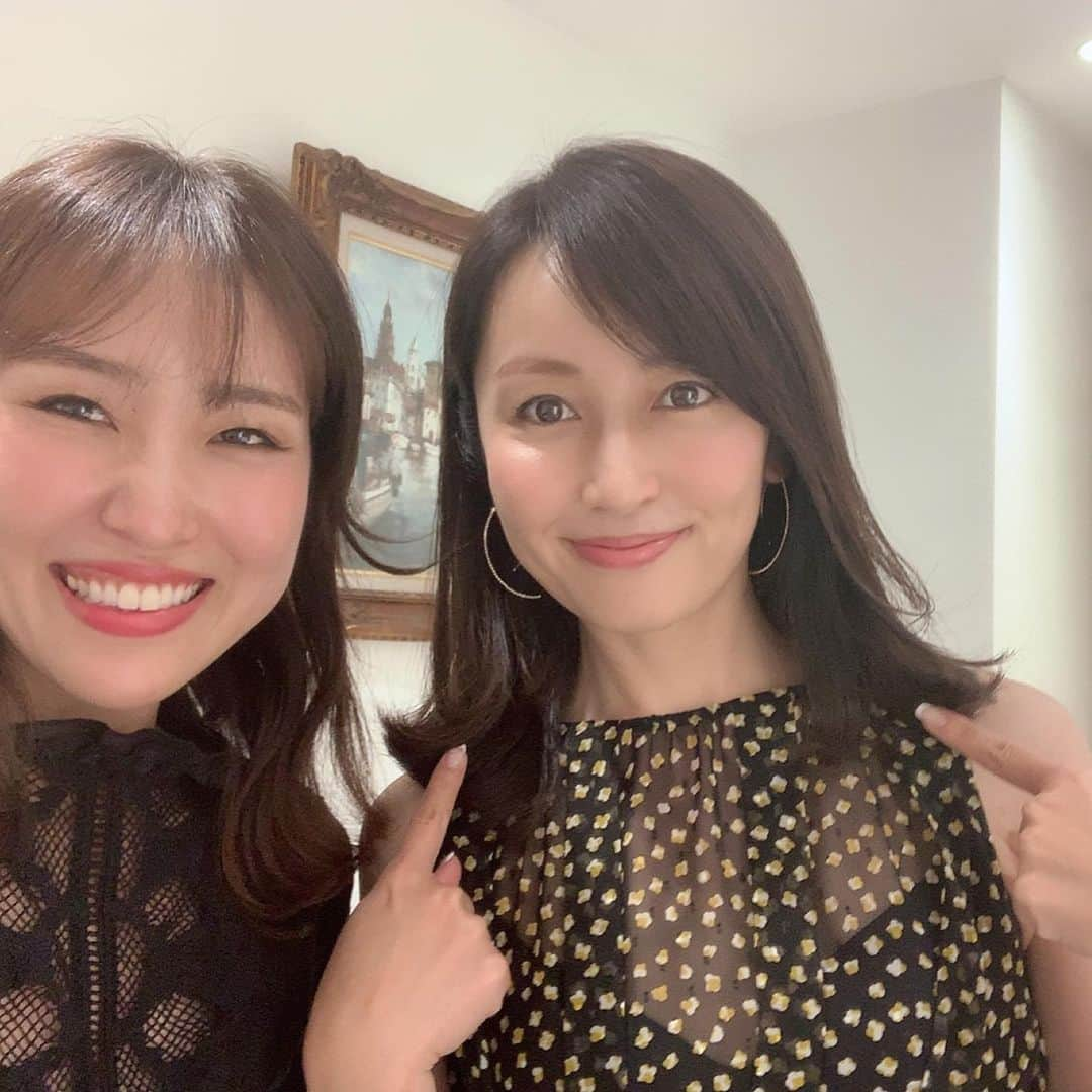 矢田亜希子さんのインスタグラム写真 - (矢田亜希子Instagram)「旅行の後にはすぐにお手入れ。しっかりトリートメントとカラーを！今回のカラーは明るめのベージュブラウンに。 #ヘアケア#air#air銀座#ヘアトリートメント#ヘアカラー」8月13日 19時38分 - akiko_yada