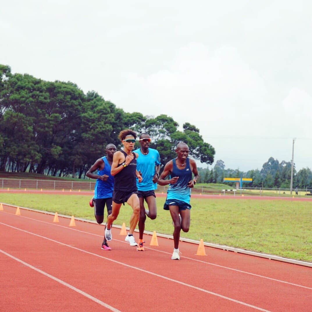 神野大地さんのインスタグラム写真 - (神野大地Instagram)「track session！🏃‍♂️🏃‍♂️🇰🇪 #iten #marathon  #ケニア合宿」8月13日 19時54分 - daichi_0913