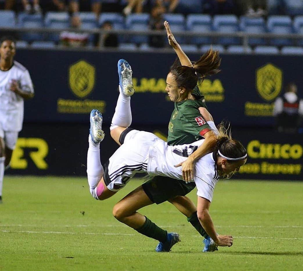 コソヴァレ・アスラニさんのインスタグラム写真 - (コソヴァレ・アスラニInstagram)「Unfortunately I somehow managed to delete the post so here it comes again🤦‍♀️ : Preseason games in south of Spain, we keep improving as a team⚪️⚫️」8月13日 20時02分 - asllani9