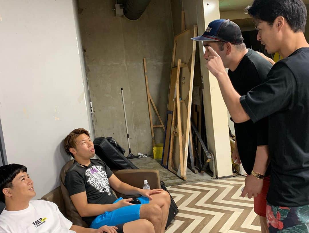 ヨシモト∞ホールさんのインスタグラム写真 - (ヨシモト∞ホールInstagram)「昨日開催されました﻿ Laugh & Peace Music ∞ Fes!! ﻿ 2019 SUMMER🌈🌴﻿ ﻿ ご来場頂いた皆様！ ∞ならではの﻿特別な夏フェス、 お楽しみ頂けましたか？﻿ ﻿ ﻿ おかげさまでイベントは大盛況！﻿ フェスらしく大盛り上がりでした(^○^)﻿ 本日は特典でお出しできなかった﻿ 出演者のオフショットを﻿ ちょっとだけ公開いたします！！﻿ ﻿ 劇場ではゲキアツな公演を﻿ まだまだたくさん予定しております！！﻿ ﻿ 皆さま是非！﻿ ∞ホールで暑さを笑い飛ばしましょう🤪  #mugendaihall #無限大ホール  #mugendaidome #無限大ドーム #渋谷 #よしもと #お笑い #芸人 #お笑いライブ #お笑い芸人 #インディアンス#ラニーノーズ #ヘンダーソン#ラフレクラ#デニス #電氣ブラン#フースーヤ#やわら」8月13日 20時09分 - mugendaihall
